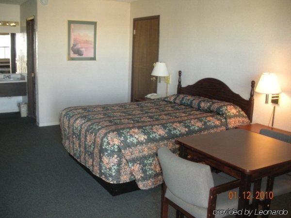 Nendels Inn & Suites Dodge City Airport Zimmer foto